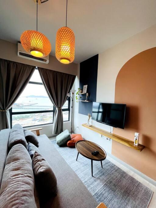 Jesselton Quay - Suite 1 By Staycation Suites Kk Kota Kinabalu Dış mekan fotoğraf