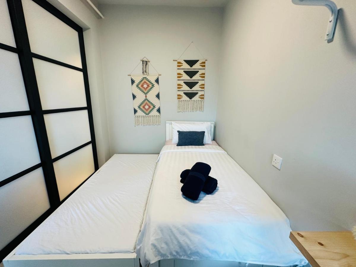 Jesselton Quay - Suite 1 By Staycation Suites Kk Kota Kinabalu Dış mekan fotoğraf